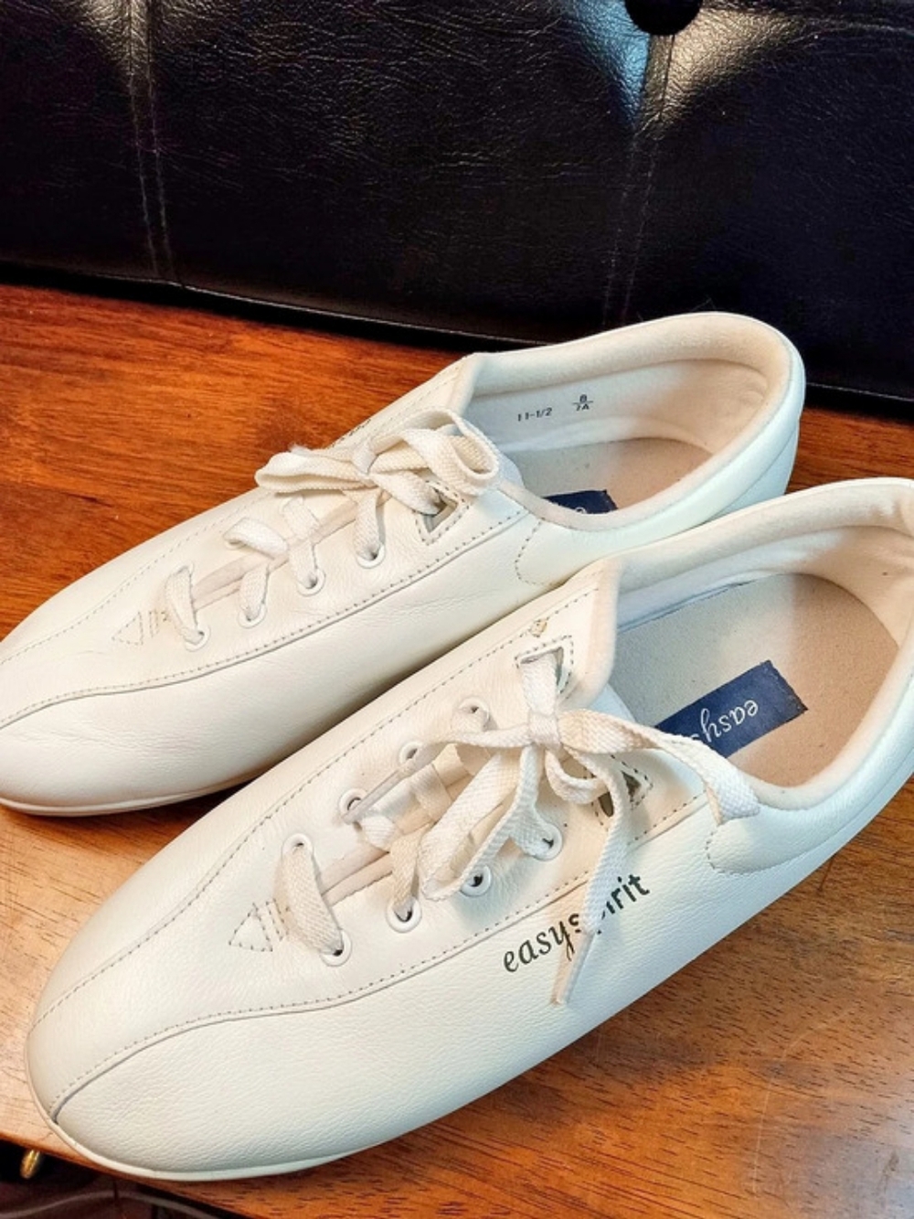 easy spirit White Sneakers Like New